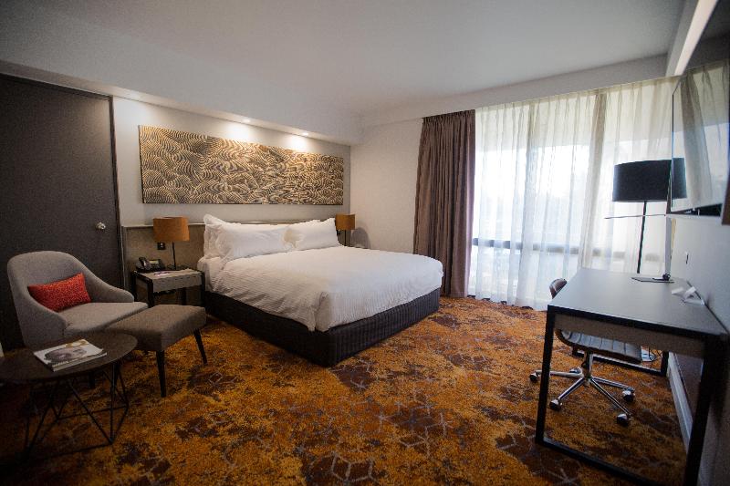 Crowne Plaza Alice Springs Lasseters photo 18