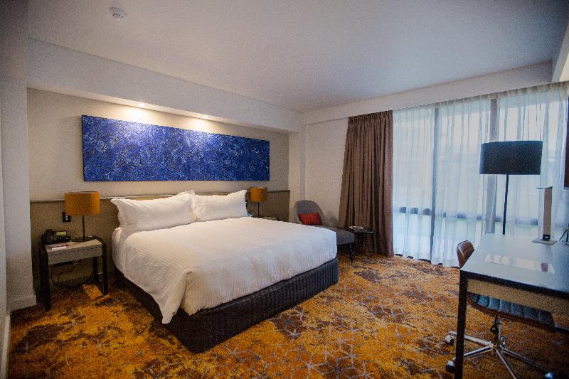 Crowne Plaza Alice Springs Lasseters photo 22