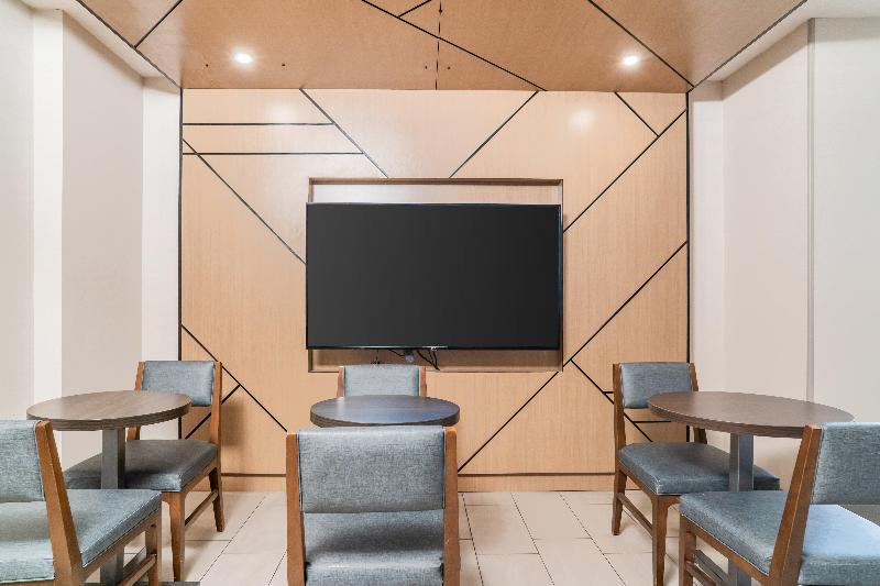Holiday Inn Express Otay Mesa