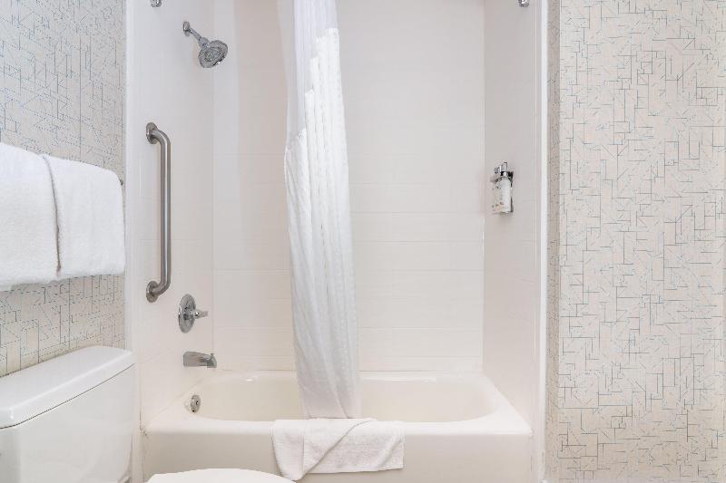 Holiday Inn Express Otay Mesa