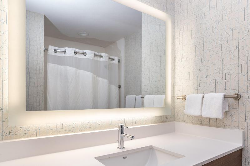 Holiday Inn Express Otay Mesa