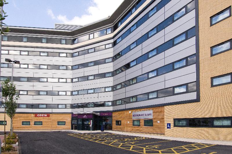 Premier Inn Man Airport (M56/J6) Runger Lane North image