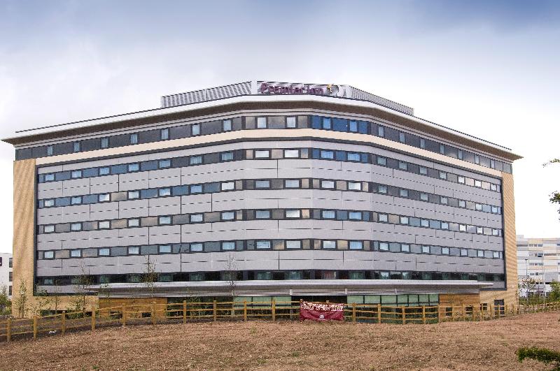 Premier Inn Man Airport (M56/J6) Runger Lane North image