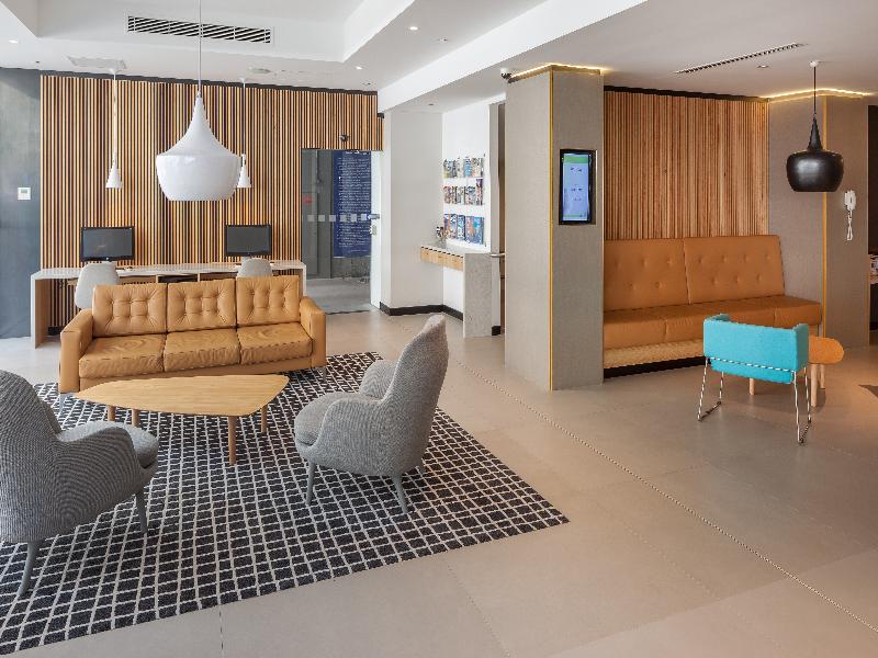 Holiday Inn City Centre Perth image