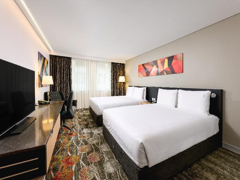 Holiday Inn City Centre Perth image