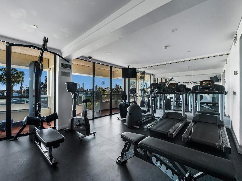 Crowne Plaza Perth image