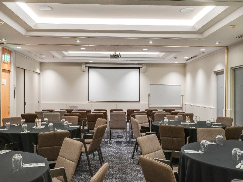 Crowne Plaza Perth image
