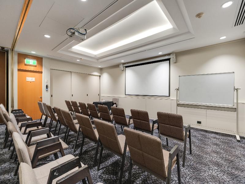 Crowne Plaza Perth image
