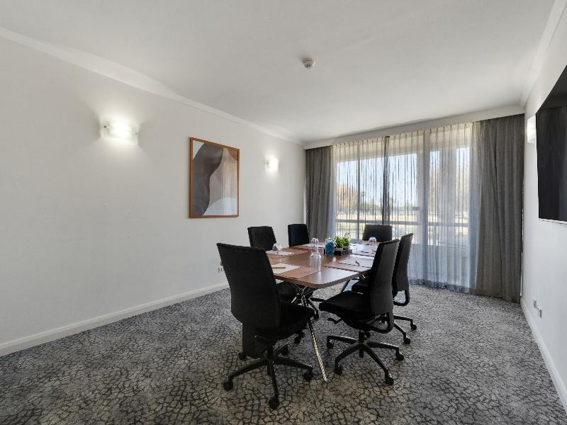 Crowne Plaza Perth image