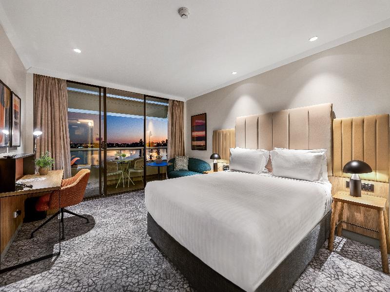 Crowne Plaza Perth image