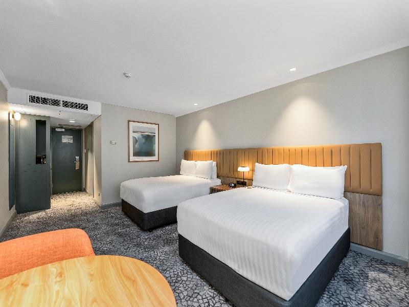 Crowne Plaza Perth image