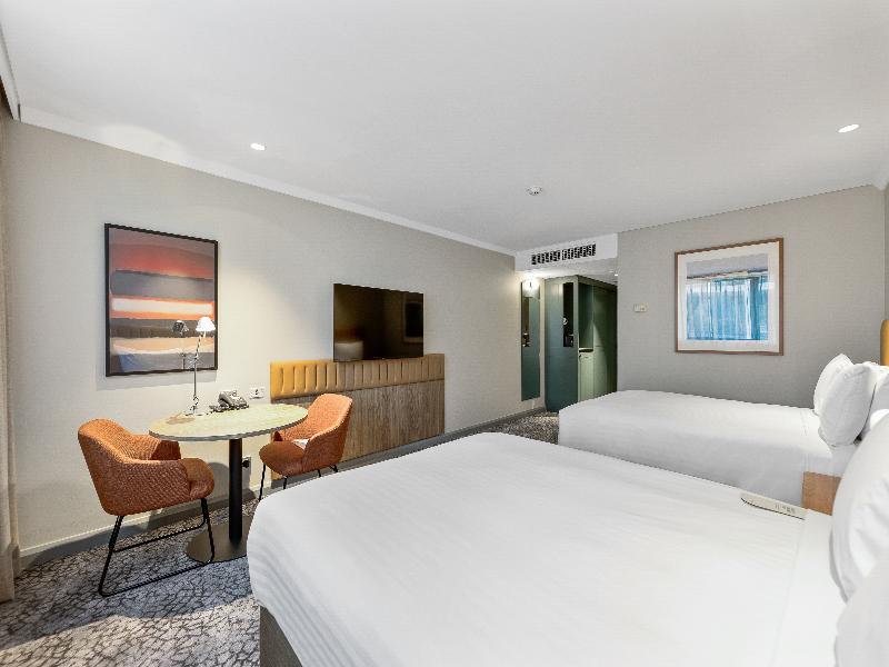 Crowne Plaza Perth image