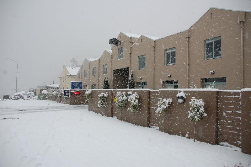 Asure Queenstown Gateway Apartments image
