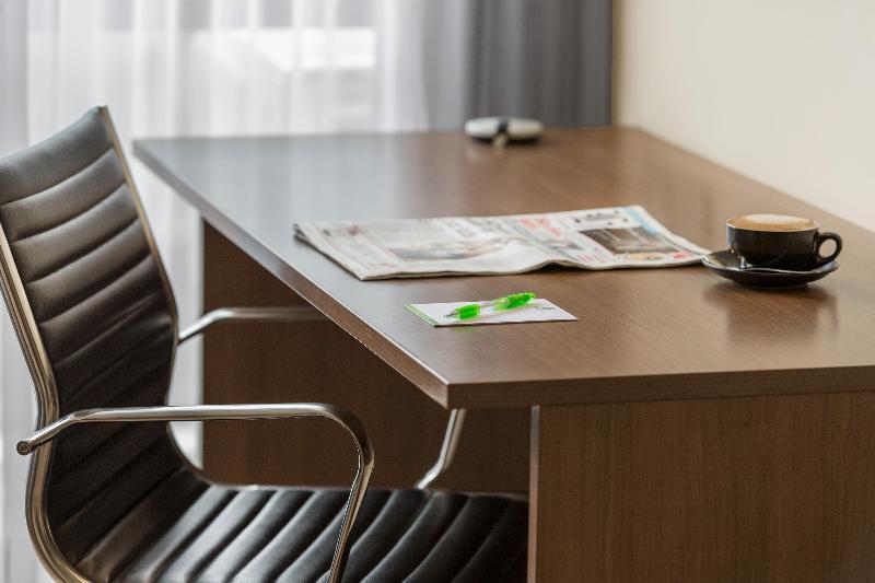 Holiday Inn Auckland Airport image