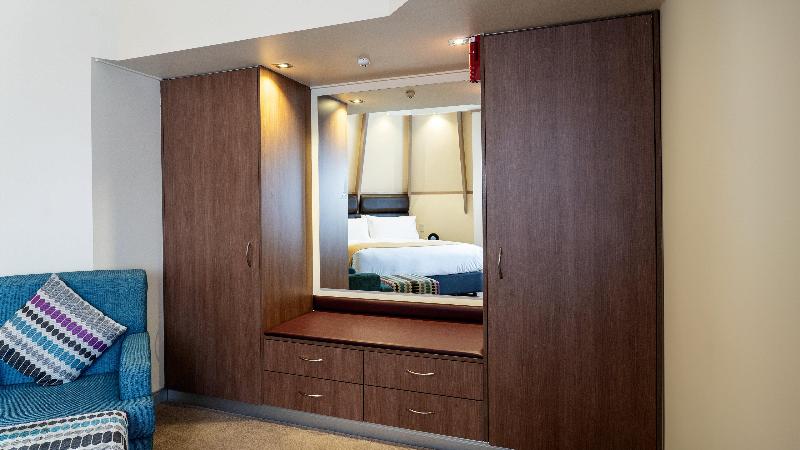 Holiday Inn Auckland Airport image