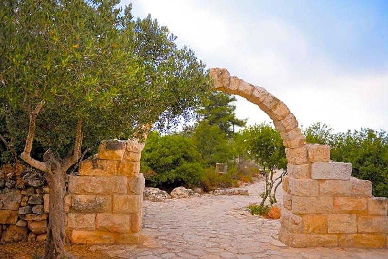Logos Hotel in Yad Hashmona image