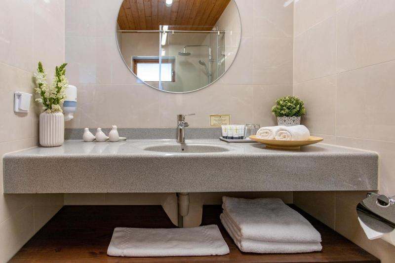 Logos Hotel in Yad Hashmona image