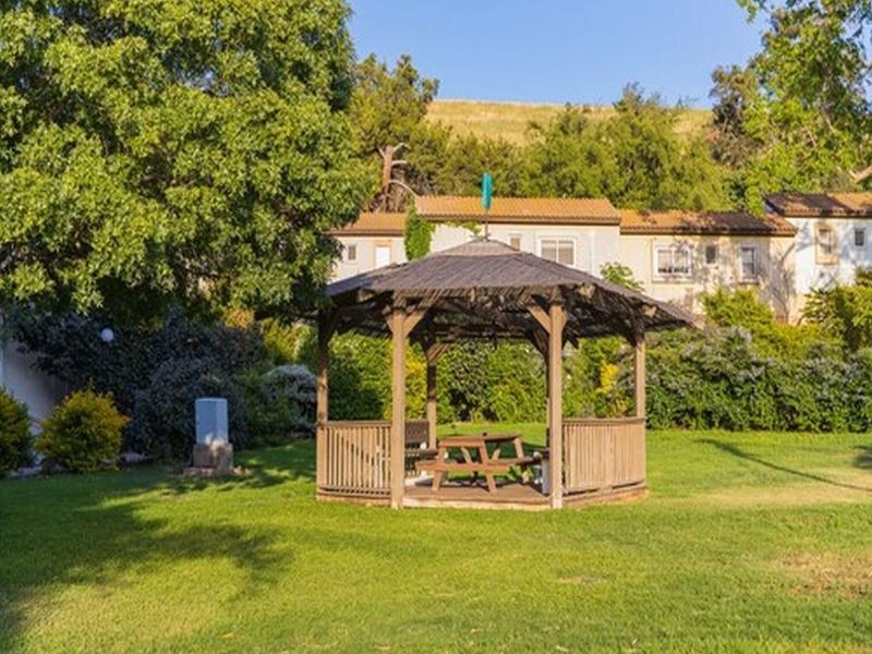 Kibbutz Coutry Lodging Gonen image