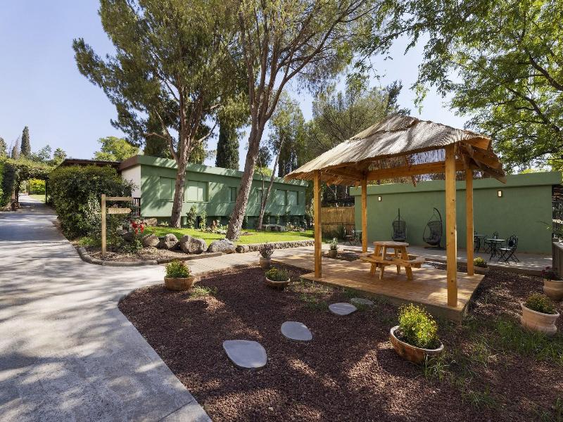 Kibbutz Coutry Lodging Gonen image
