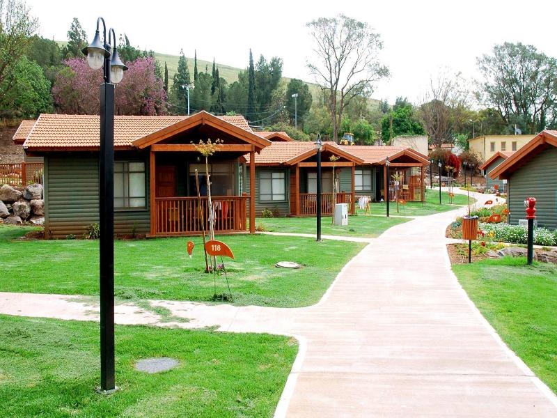 Kibbutz Coutry Lodging Gonen image