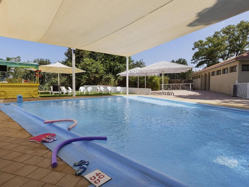 Kibbutz Coutry Lodging Gonen image