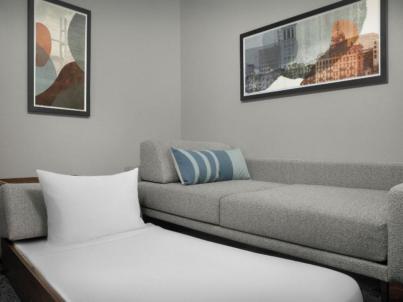 Springhill Suites Savannah Historic District image