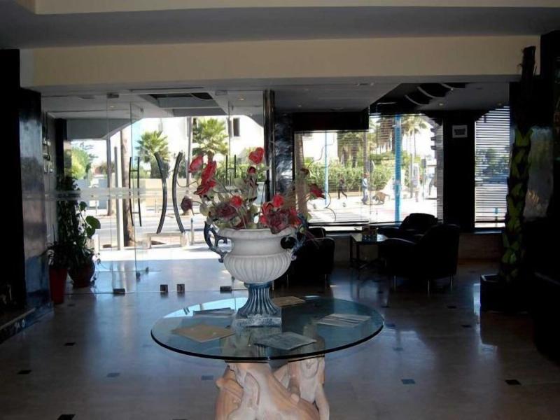 De La Corniche image