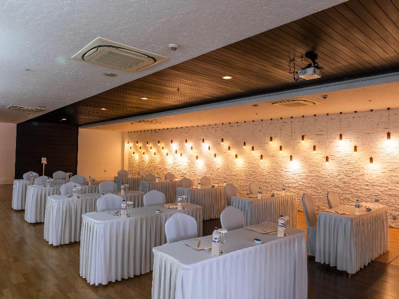 Ramada Plaza By Wyndham Antalya image