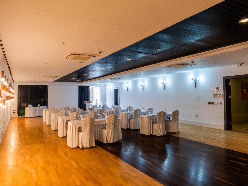 Ramada Plaza By Wyndham Antalya image
