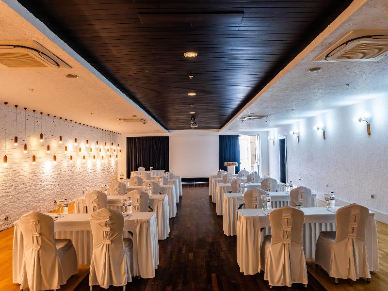 Ramada Plaza By Wyndham Antalya image