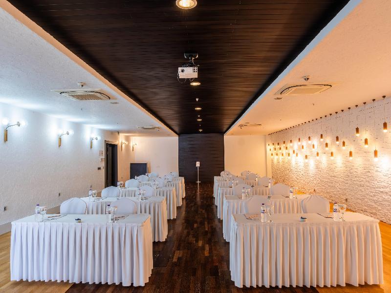 Ramada Plaza By Wyndham Antalya image