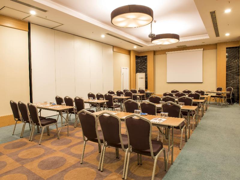 Ramada Plaza By Wyndham Antalya image