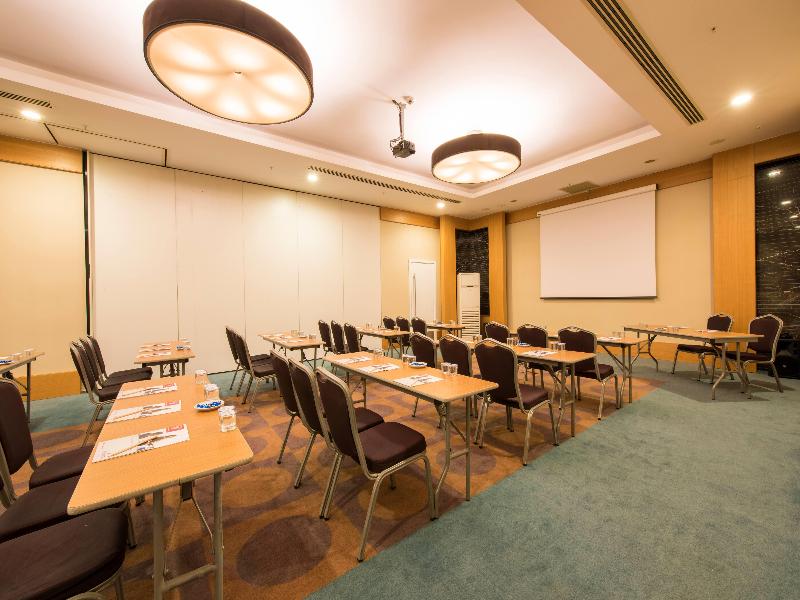 Ramada Plaza By Wyndham Antalya image