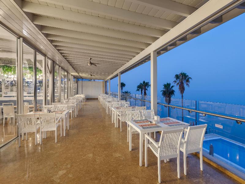 Ramada Plaza By Wyndham Antalya image