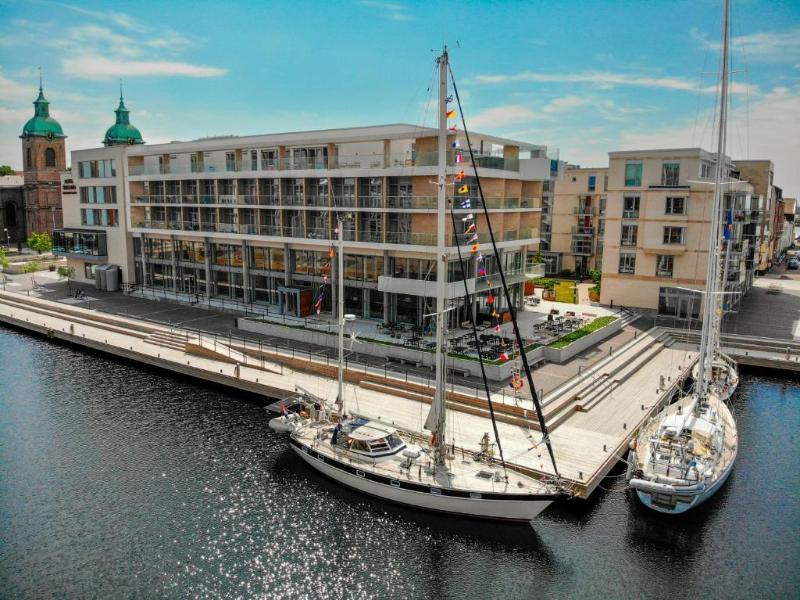 Quality Hotel Oresund image