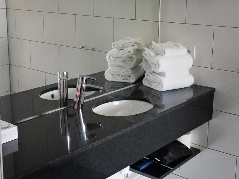 Quality Hotel Oresund image