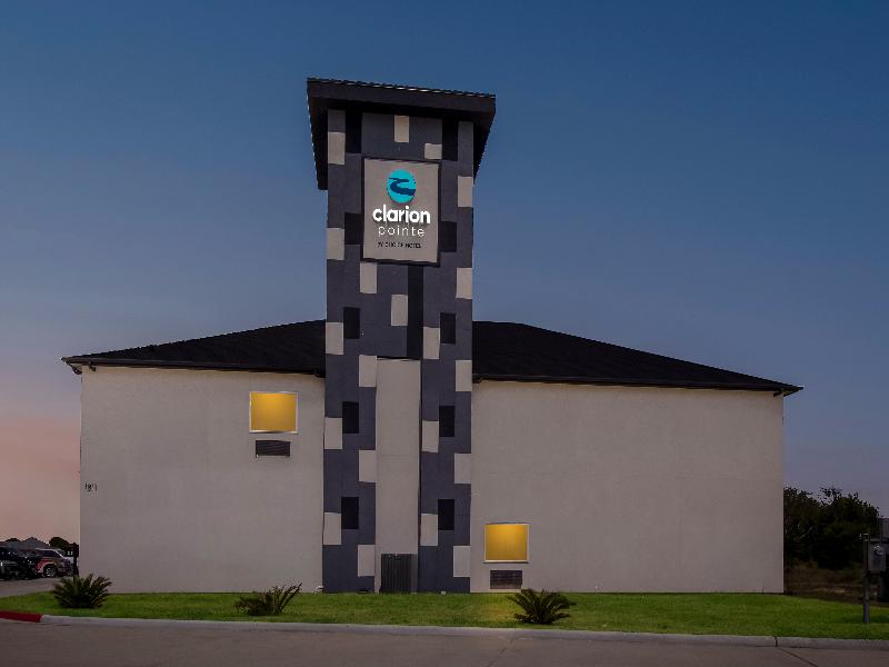 Clarion Pointe Port Lavaca