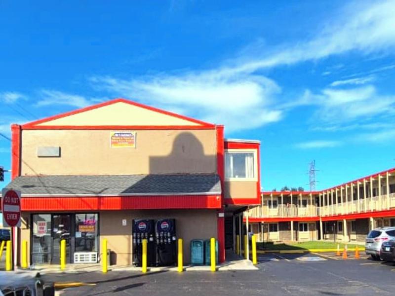 Saratoga Motel By Capital O Near Midway Airport C image