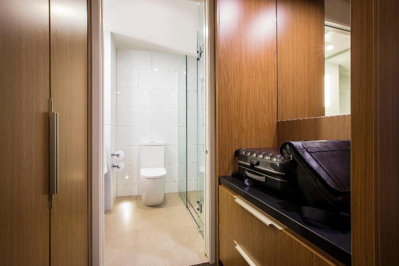 Hotel Indigo Melbourne on Flinders image