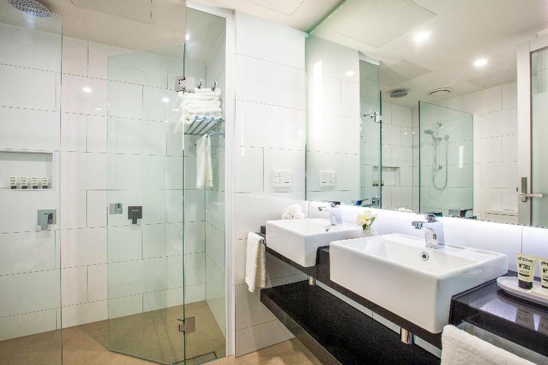 Hotel Indigo Melbourne on Flinders image