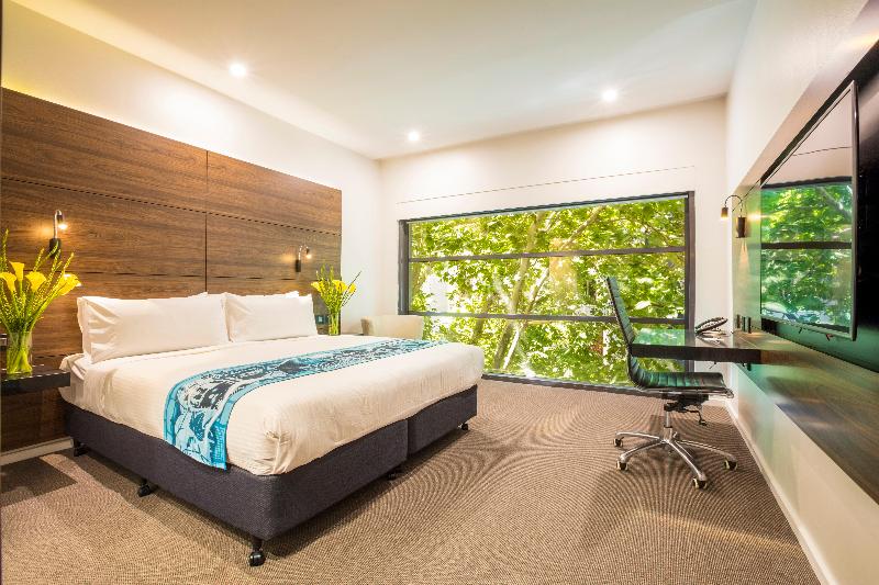 Hotel Indigo Melbourne on Flinders image
