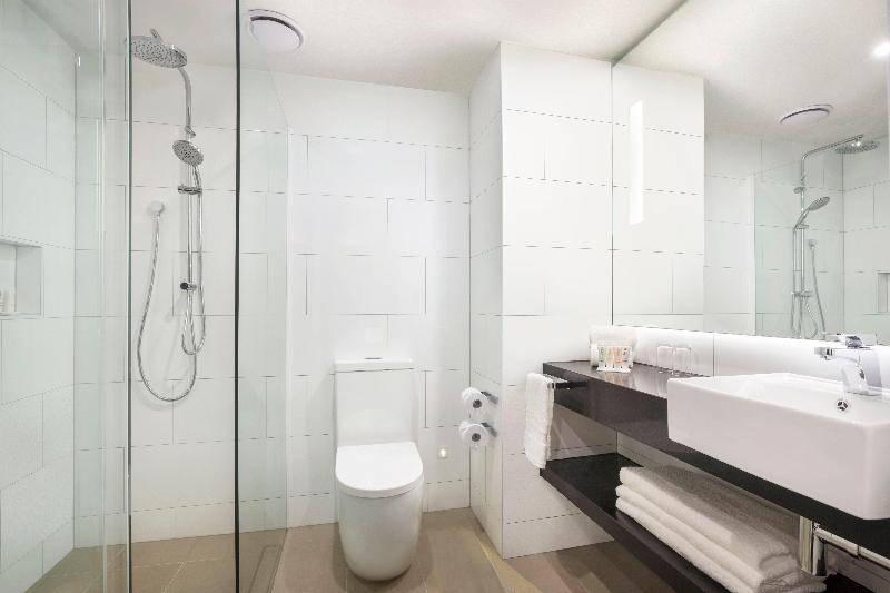 Hotel Indigo Melbourne on Flinders image
