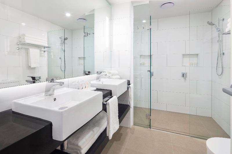 Hotel Indigo Melbourne on Flinders image