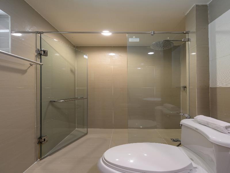 The Victory Residences Bangkok image