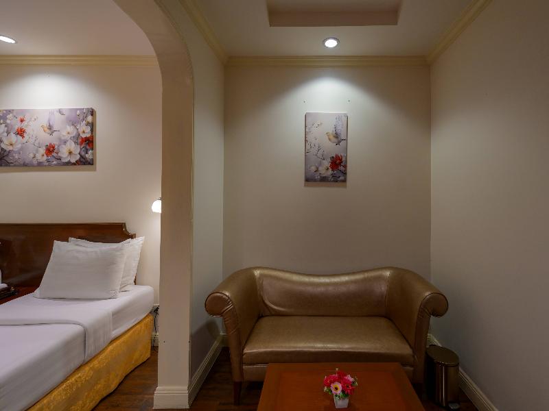 The Victory Residences Bangkok image