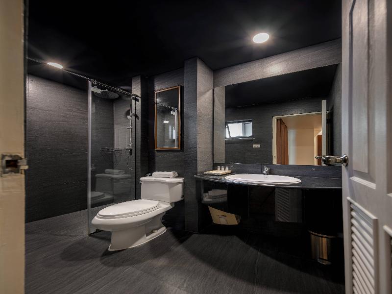 The Victory Residences Bangkok image