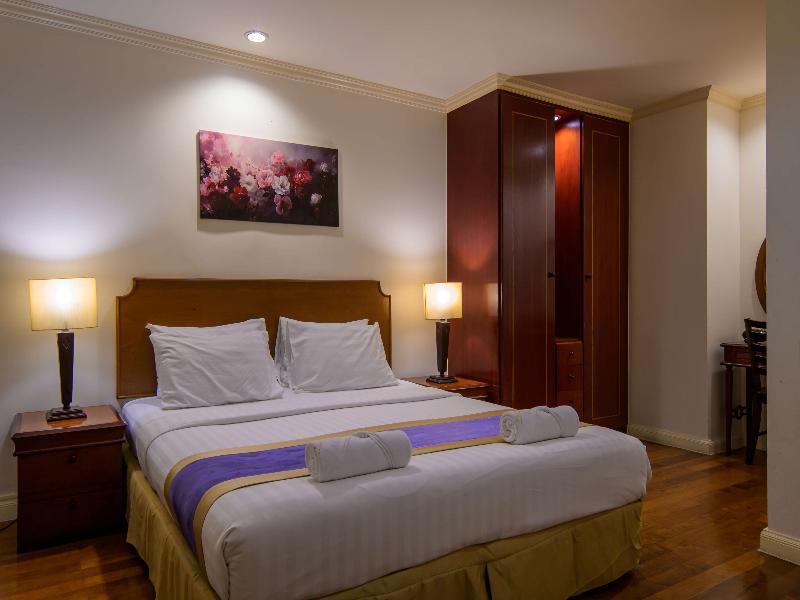 The Victory Residences Bangkok image