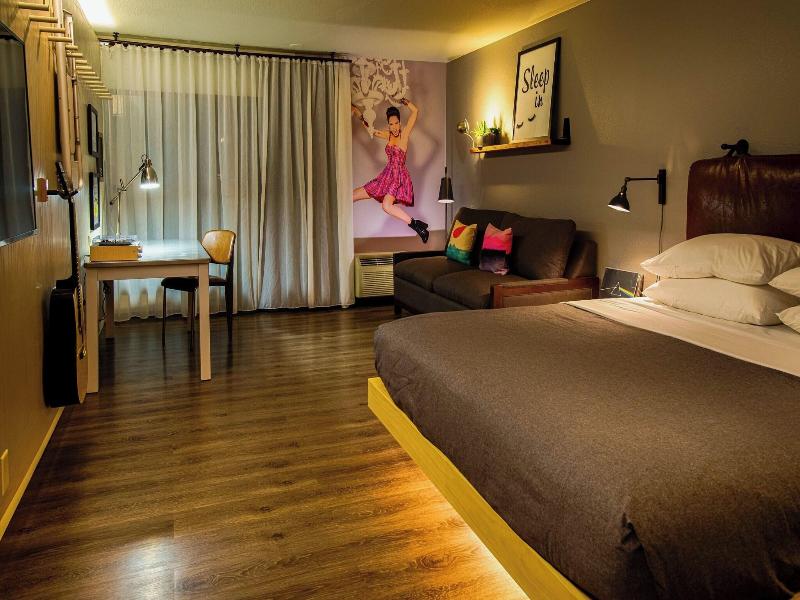 Moxy Phoenix Tempe/ASU Area image