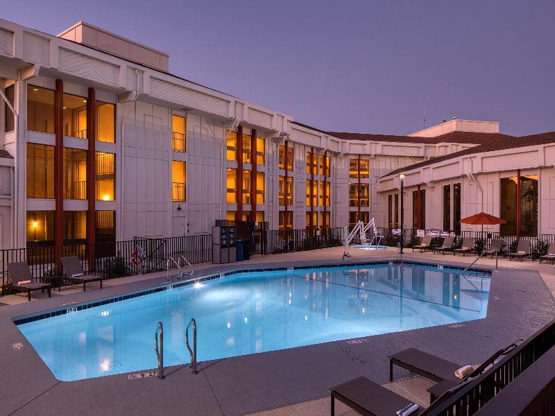 Doubletree Sacramento image