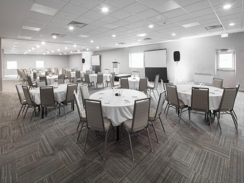Delta Hotels Beausejour image